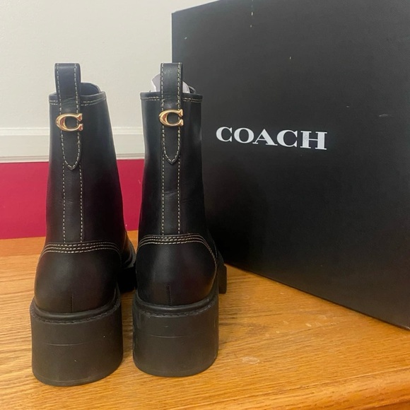 Coach boots original brand-new color black size 7.5 B regular - Picture 2 of 5